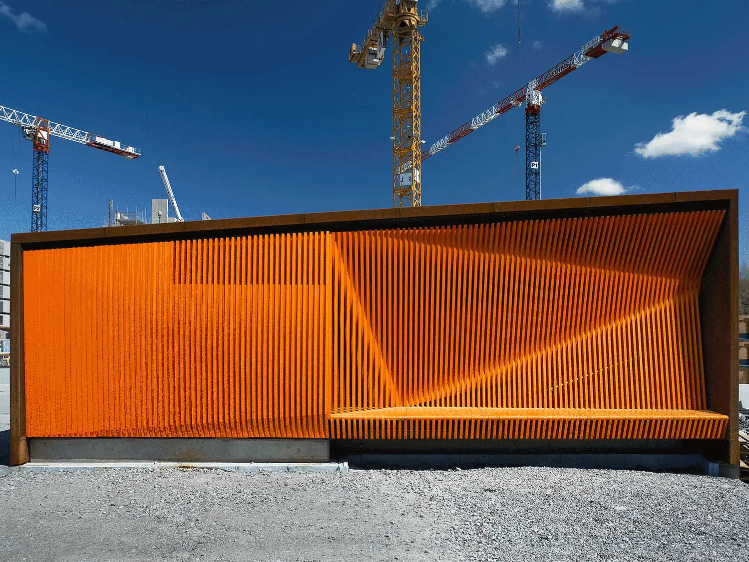 Teknikbyggnad, Storängstorget