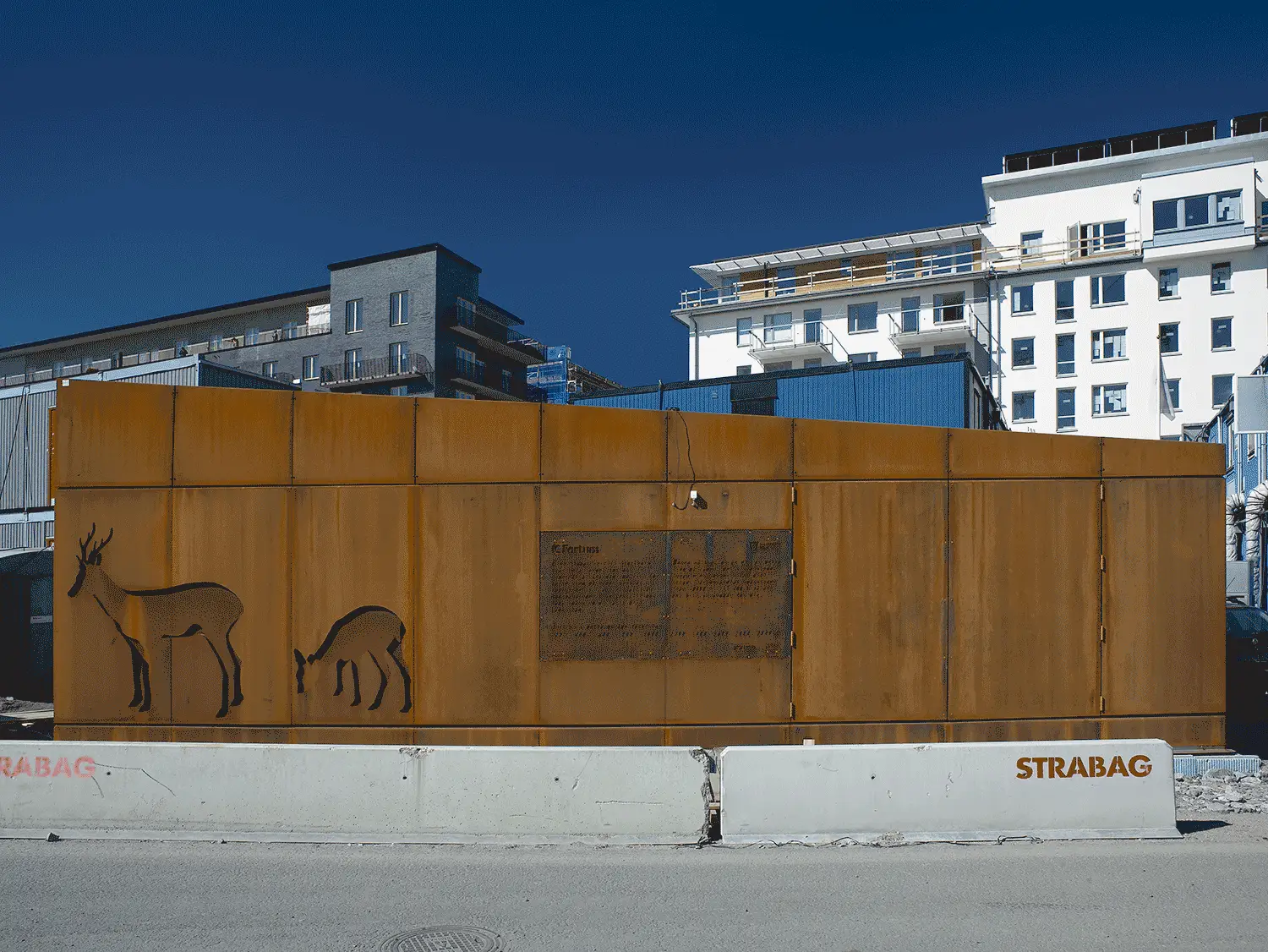 Teknikbyggnad, Storängstorget